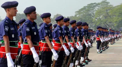 পুলিশে চাকরির বড় সুযোগ, ৪ হাজার এসআই ও ১০ হাজার কনস্টেবল নিয়োগের পরিকল্পনা
